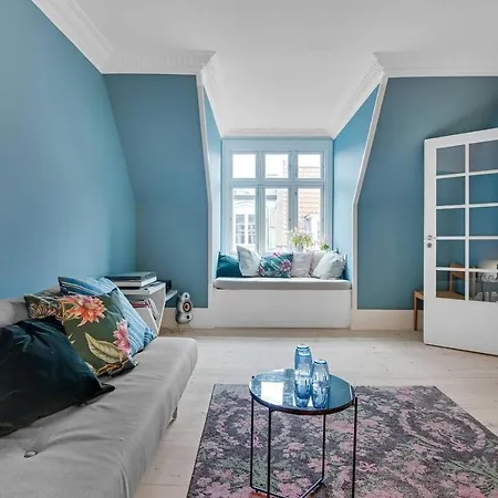Luxurious And Bright Aartment In The City Center *